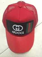 gucci tapa baseball en serge red flag